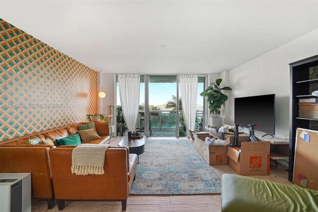 Building Photo - 3301 NE 5th Ave