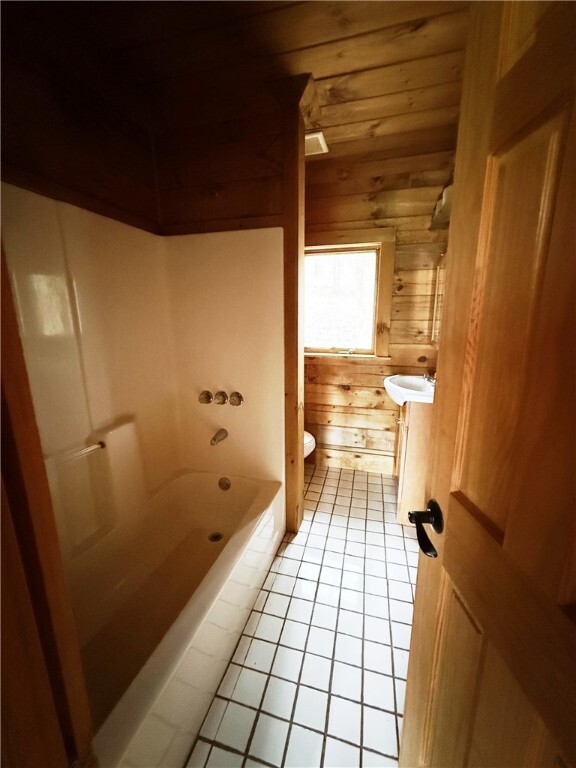 Building Photo - 104 Byre Ln