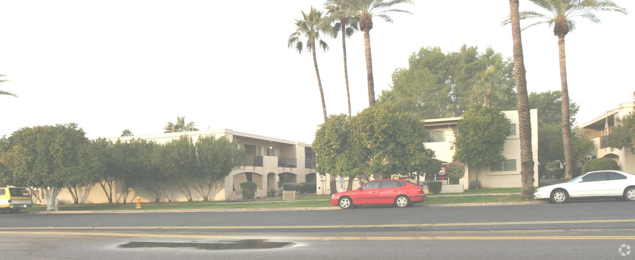 Cimarron North Apartments in Litchfield Park, AZ