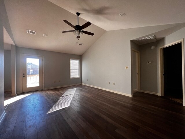 Building Photo - 4825 Wildwood Ln
