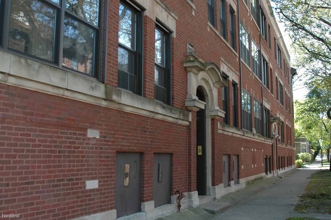 Building Photo - 5201 S Greenwood Ave