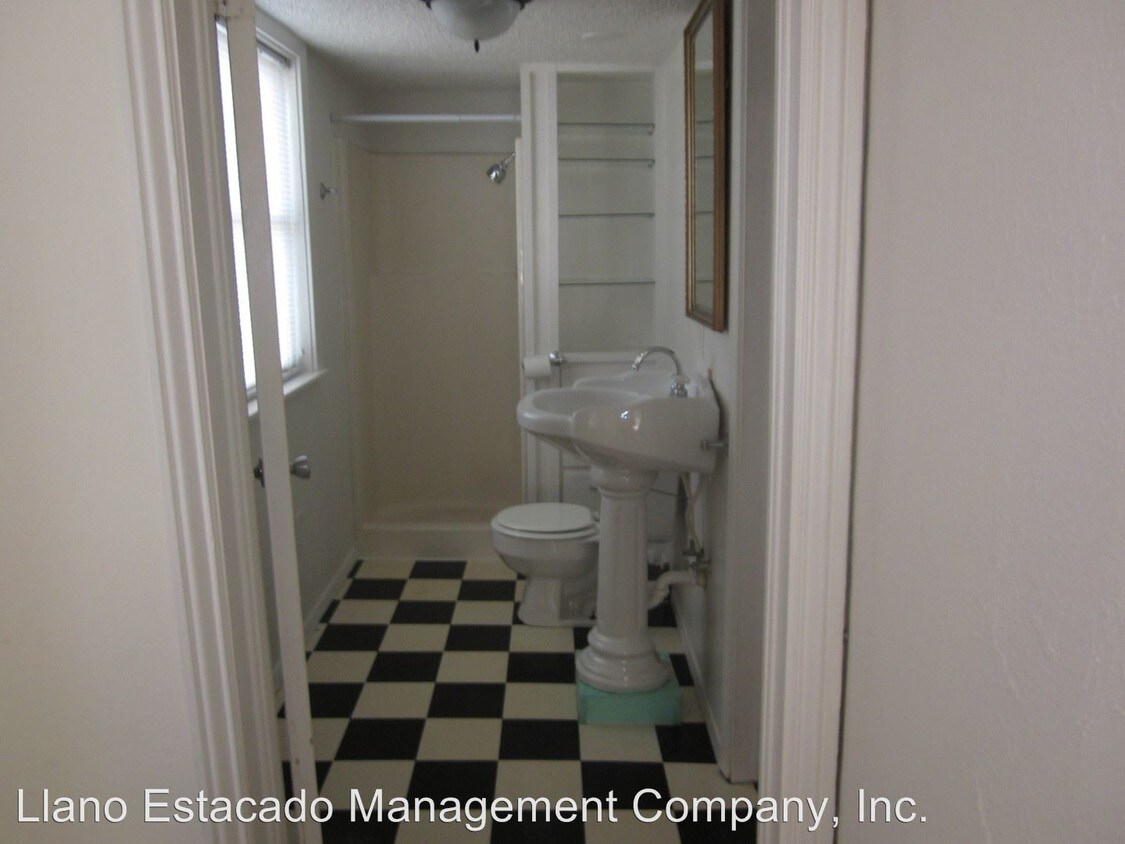 Foto del edificio - 2 br, 1 bath House - 29651 S. Soncy Unit 1