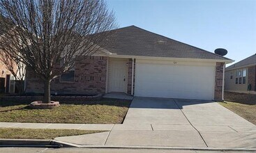 Building Photo - 729 Santa Rosa Dr