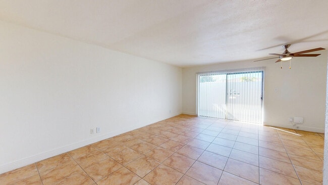 Interior Photo - Summit West