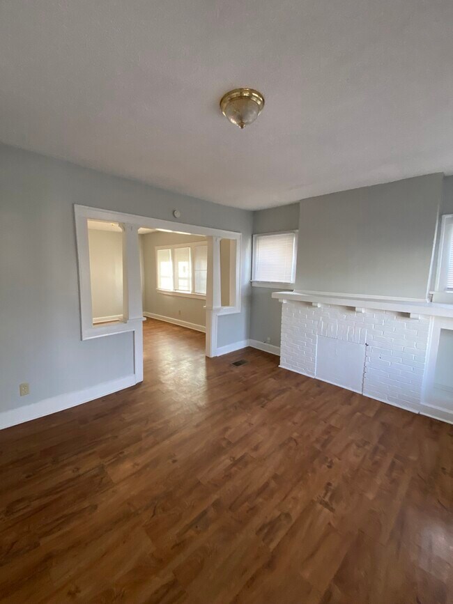 2715 S Moreland Ave, Indianapolis, IN 46241 House Rental in