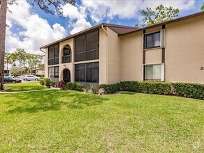Building Photo - 231 Pine HOV Cir
