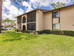 Building Photo - 231 Pine HOV Cir