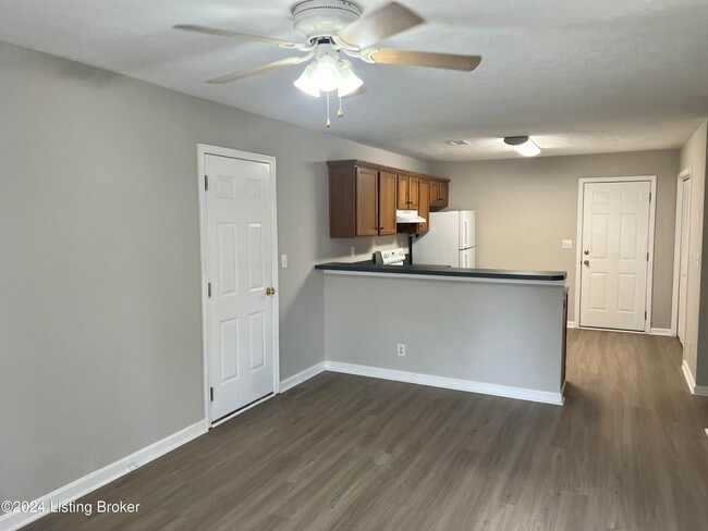 Building Photo - 9012 Jessica Leigh Dr