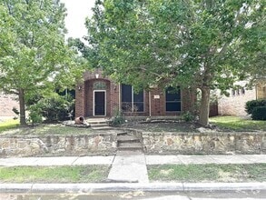 Building Photo - 2767 Cedar Wood Dr