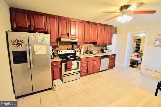 Foto del edificio - 4446 Fleming St