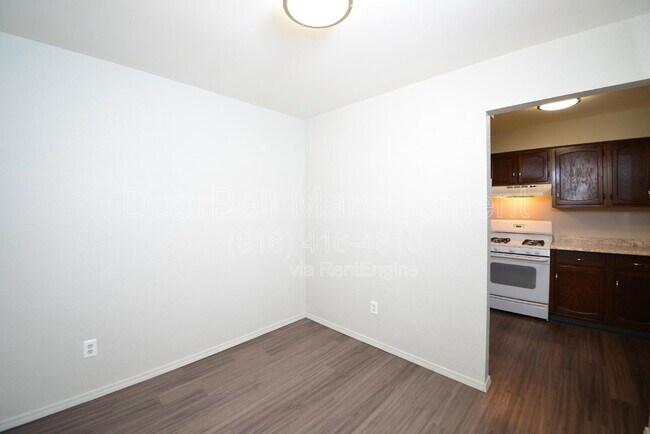 Foto del edificio - 6012 S Quincy Ave