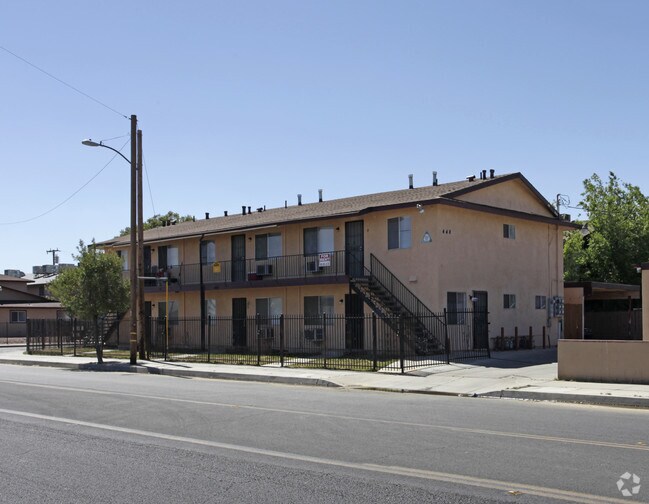 Building Photo - 38756 Larkin Ave