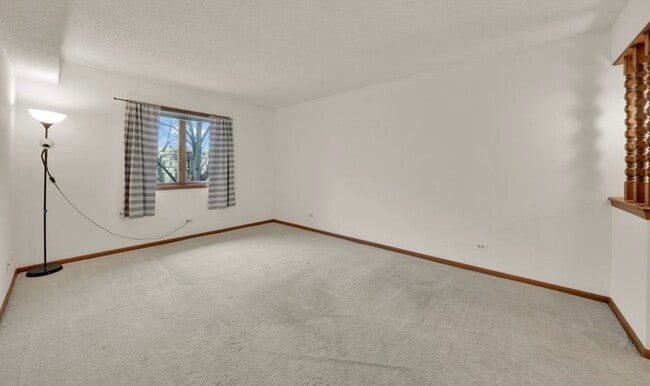 Building Photo - 10351 Menard Ave