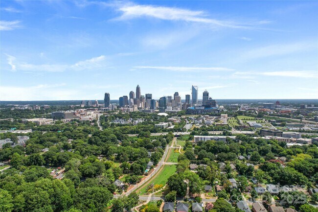 Foto del edificio - 508 Walnut Ave