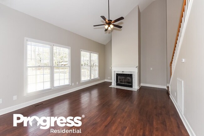 Building Photo - 4340 Cambridge Dr