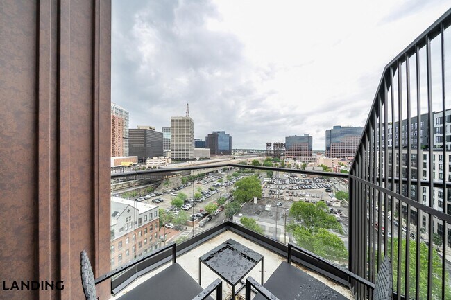 Building Photo - 65 McWhorter St