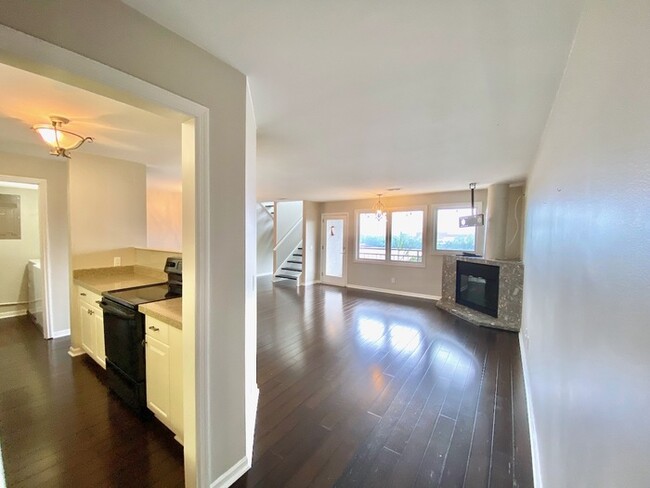Building Photo - Breathtaking Views in Covington!