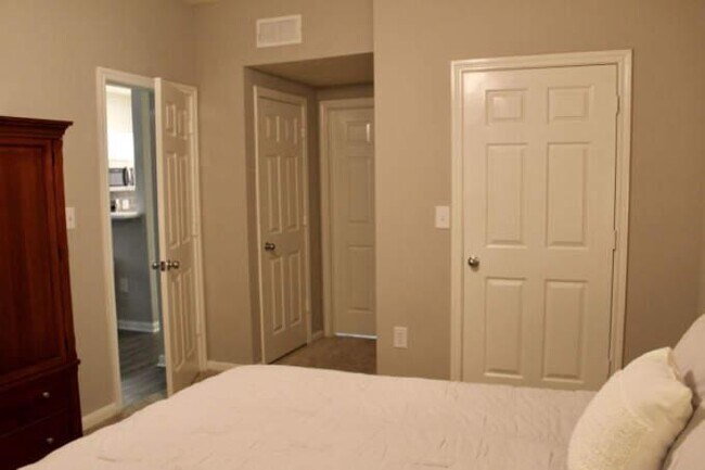 Foto del edificio - 1 bedroom in Houston TX 77019
