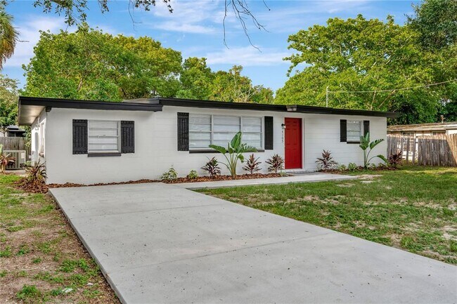 Building Photo - 4105 W Mango Ave