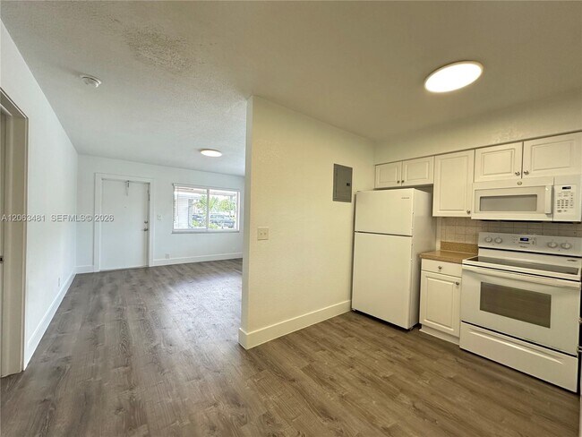 Foto del edificio - 3720 NE 22nd Ave
