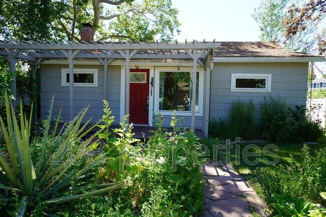 Building Photo - 5707 N Bogart Ln