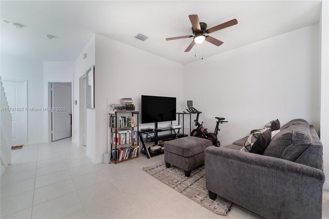 Foto del edificio - 13312 SW 286th St