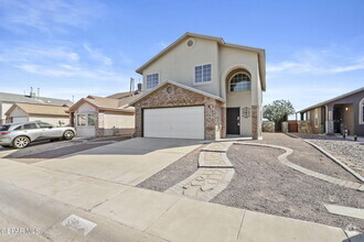 Building Photo - 3740 Tierra Alamo Dr