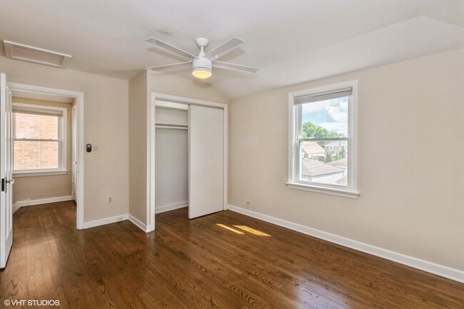 Building Photo - 5111 N Newland Ave