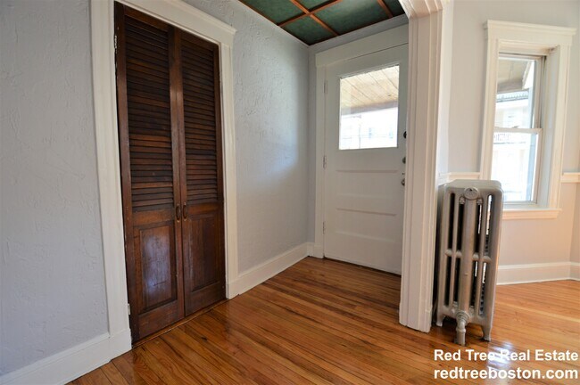 Building Photo - 32 Stellman Rd