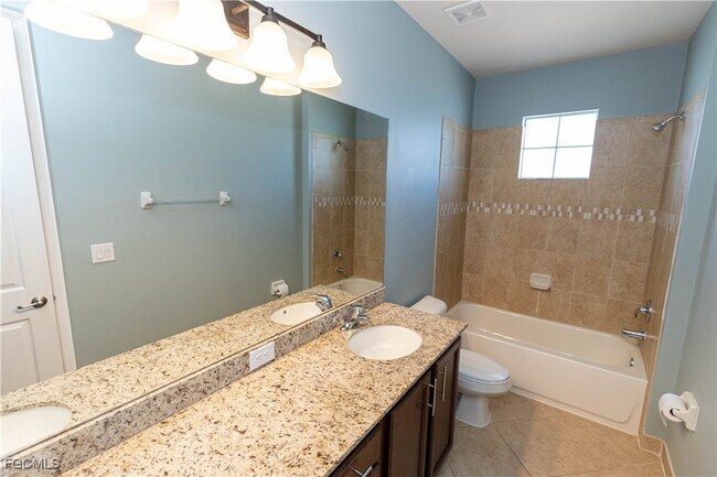 Building Photo - 11091 Sparkleberry Dr