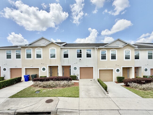Foto del edificio - 3824 Exeter Ln