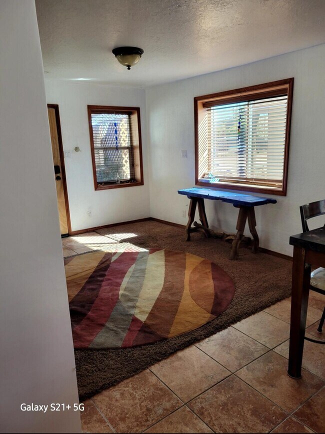 Foto del edificio - 919 22nd St NW