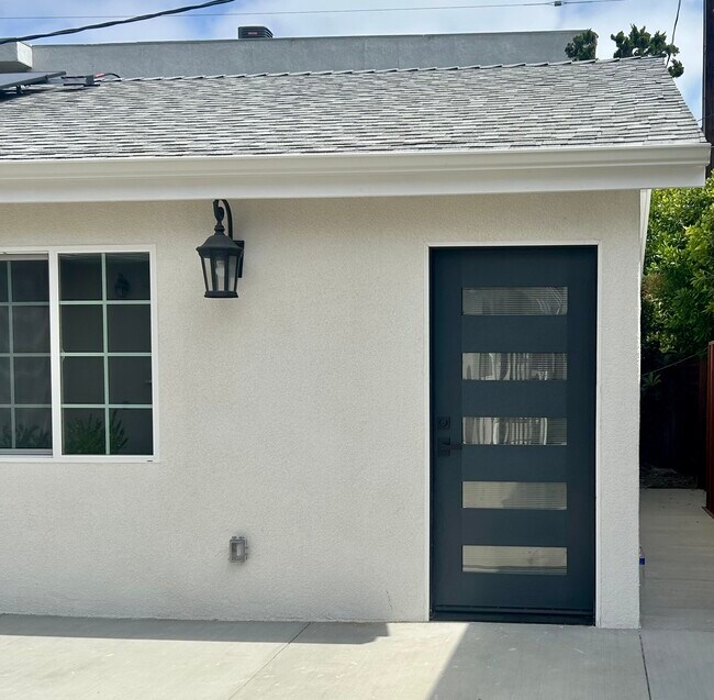 Foto del edificio - 14507 Greenleaf St