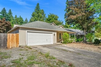 Building Photo - 4410 NE 152nd Ave