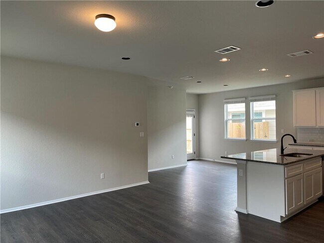 Building Photo - 162 Living Reef Dr