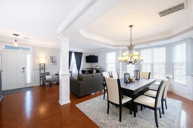 Foto del edificio - 116 Kelsey Glen Ln