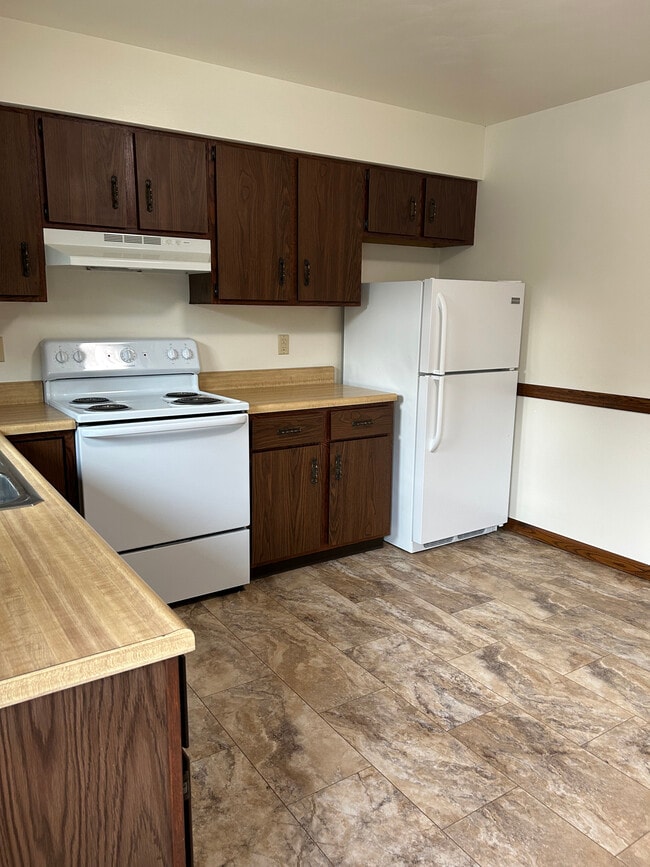 Building Photo - 4030 W 38th St