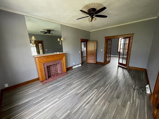 Building Photo - 423 S Fayette St