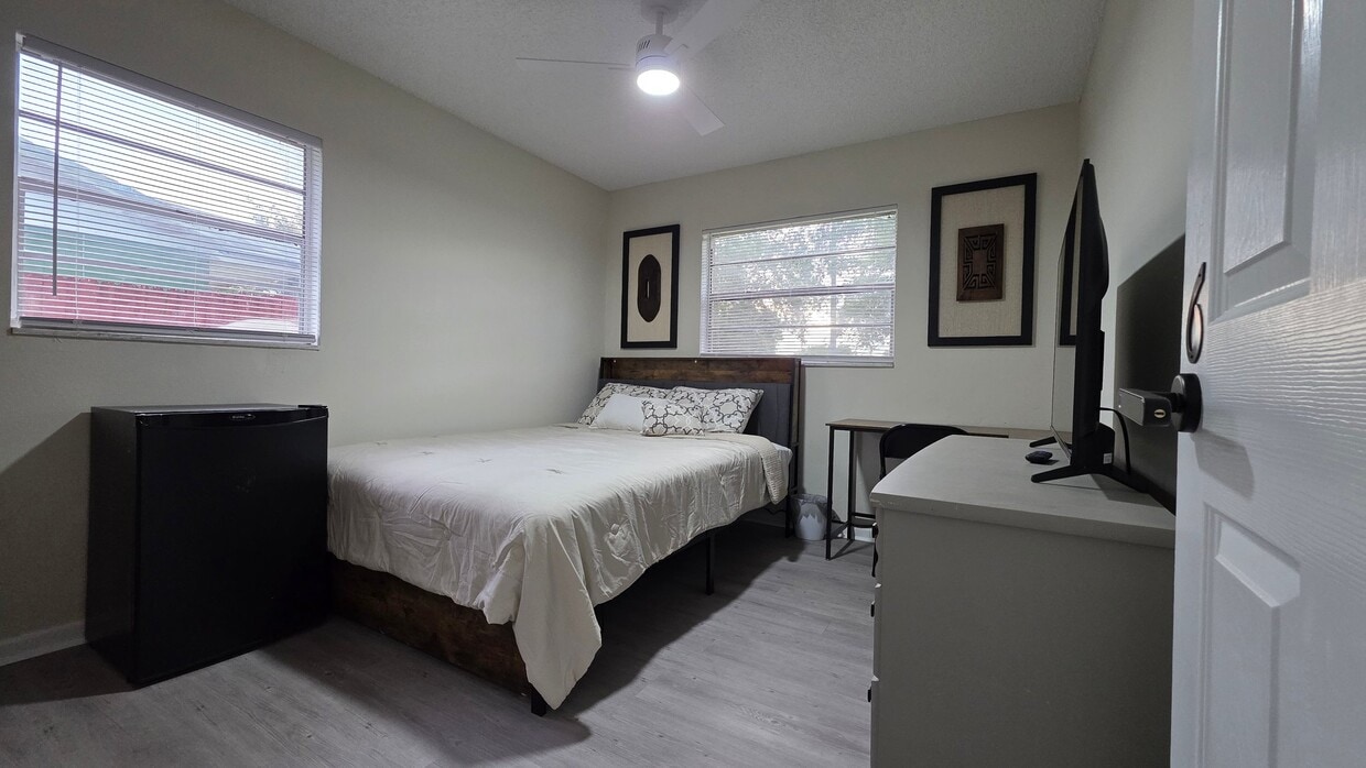 Photo - 1343 Poppy Ave (Orlando, FL)