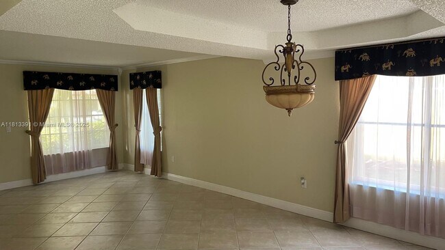 Foto del edificio - 9044 SW 212th Ln
