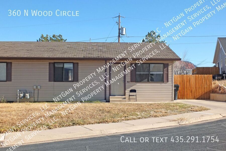 Primary Photo - Pet Friendly 2 Bedroom Twinhome