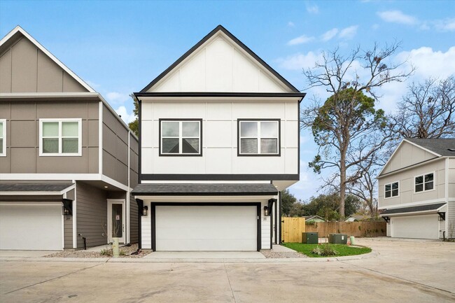 Brand New Construction in Clark Meadows! - Brand New Construction in Clark Meadows! House