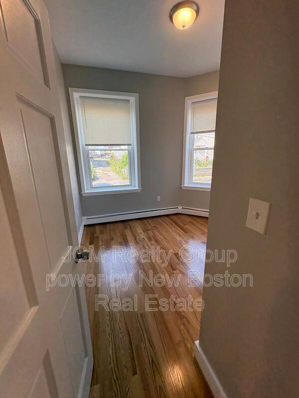 Building Photo - 20 High St