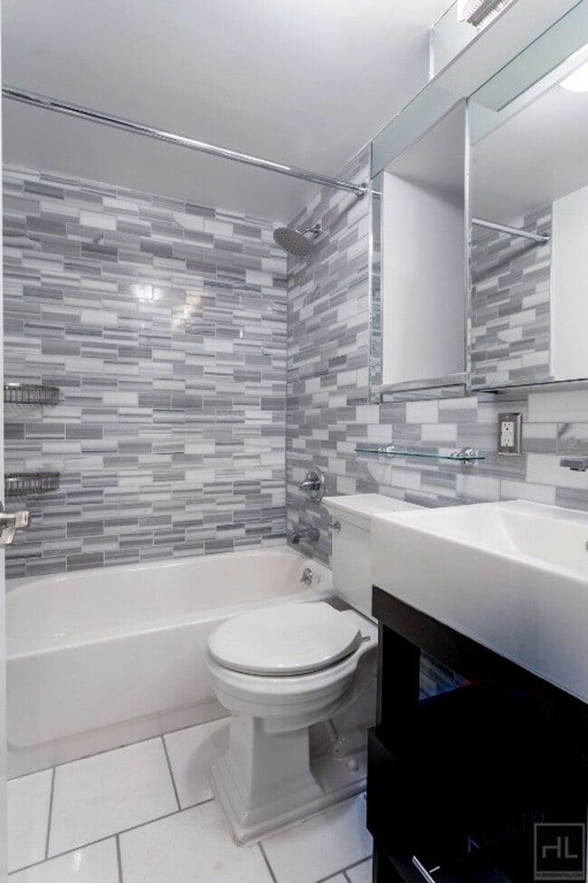 Building Photo - East 18th Street