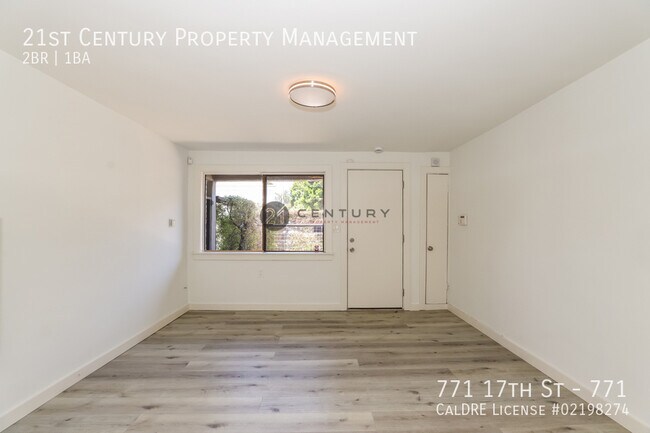 Building Photo - 771 17th St