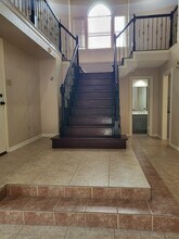 Building Photo - 14810 Rancho Vista Dr