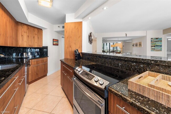 Foto del edificio - 3 br, 2 bath House - 3610 Yacht Club Dr Ap...