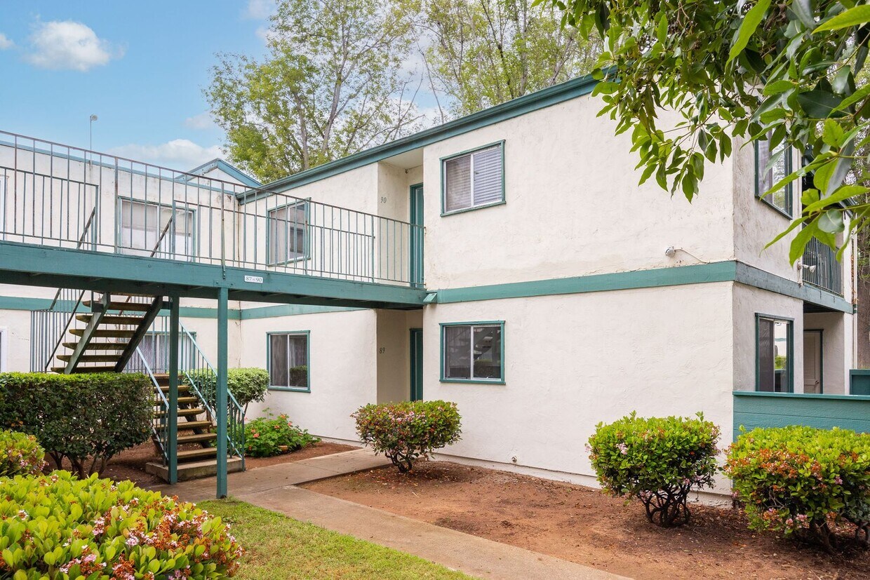 Primary Photo - 2 Bedroom Home in Pepperwood Meadows!