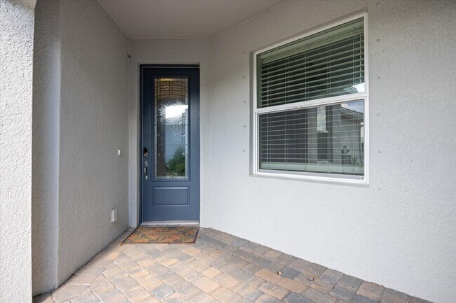 Foto del edificio - 25037 Pearl Lk Cir