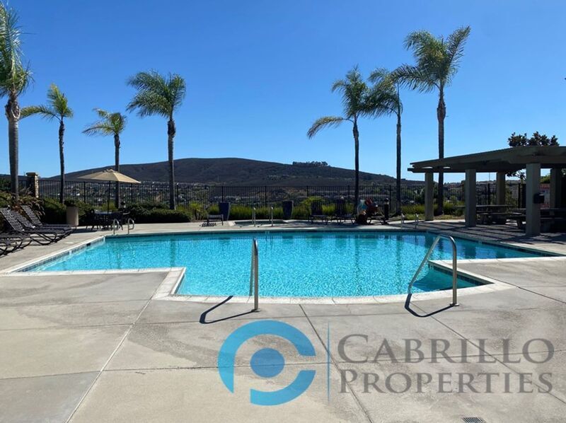 Foto principal - 2162 Silverado St
